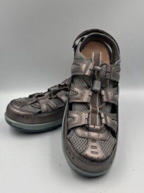 NEW Orthofeet women’s Verona Closed-Toe Fisherman Sandals size 9.5 wide NIB